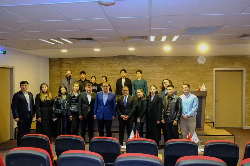 Akademik ve kültürel etkinlikler tüm hızıyla devam ediyor Akademik ve kültürel etkinlikler tüm hızıyla devam ediyor