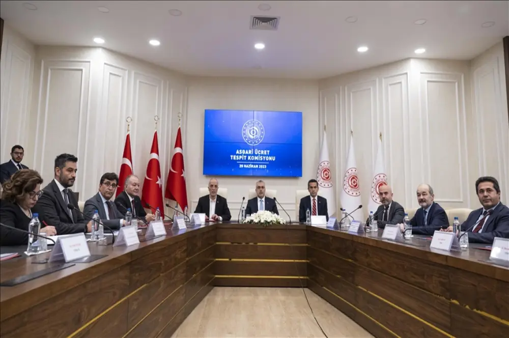 Asgari Ücret Tespit Komisyonu ilk toplantısını 11 Aralık'ta yapacak Asgari Ücret Tespit Komisyonu ilk toplantısını 11 Aralık'ta yapacak