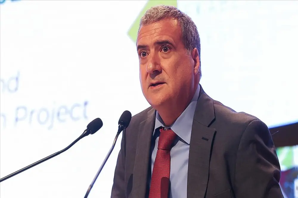 Türkiye'de elektrik iletimine 750 milyon dolar finansman hazırlığı Türkiye'de elektrik iletimine 750 milyon dolar finansman hazırlığı