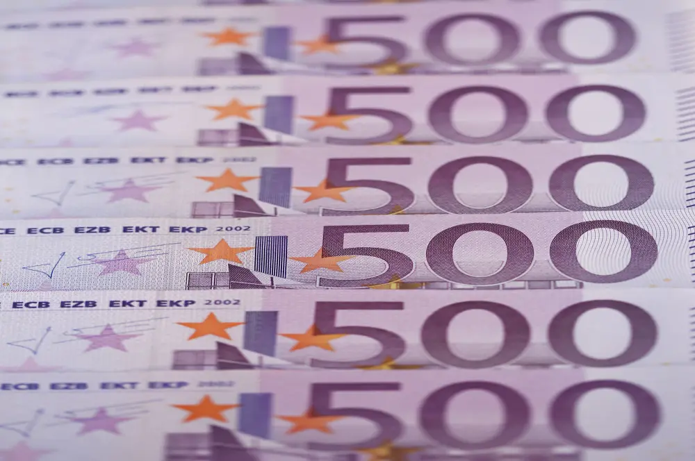 AB, 7 ülkenin bulut bilişime 1.2 milyar Euro’luk kamu desteğini onayladı AB, 7 ülkenin bulut bilişime 1.2 milyar Euro’luk kamu desteğini onayladı