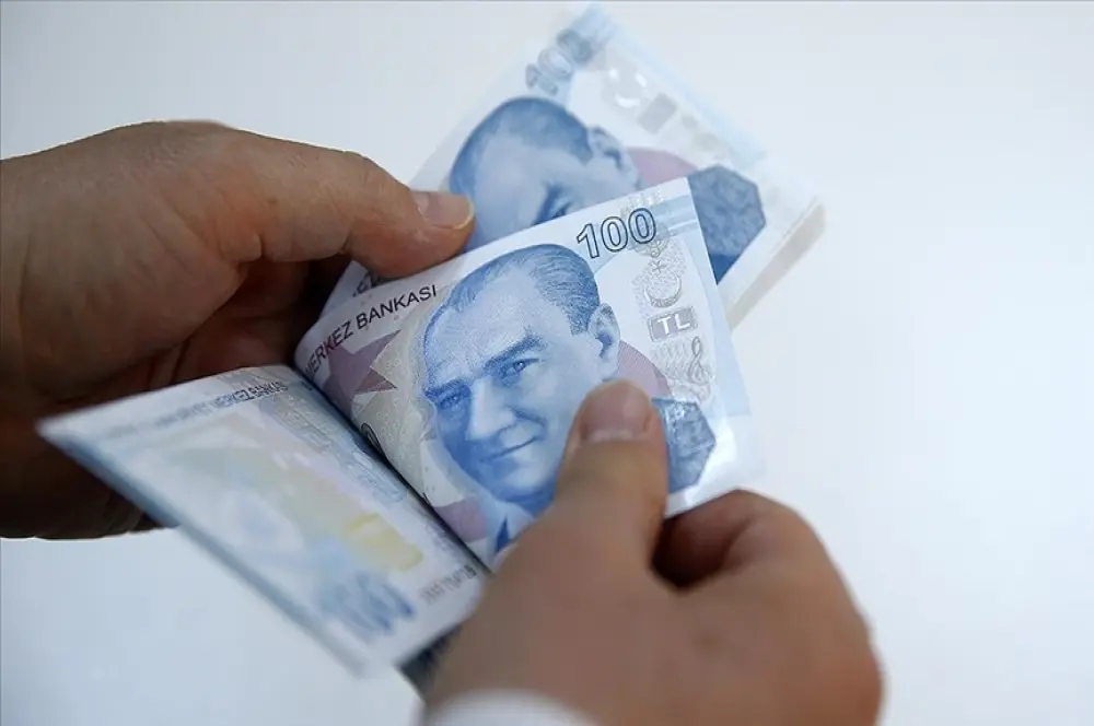 Asgari ücrette zam pazarlığı başlıyor Asgari ücrette zam pazarlığı başlıyor