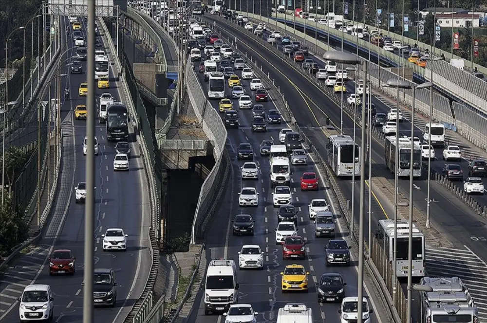 Zorunlu trafik sigortası primleri hasar maliyetine endekslendi Zorunlu trafik sigortası primleri hasar maliyetine endekslendi