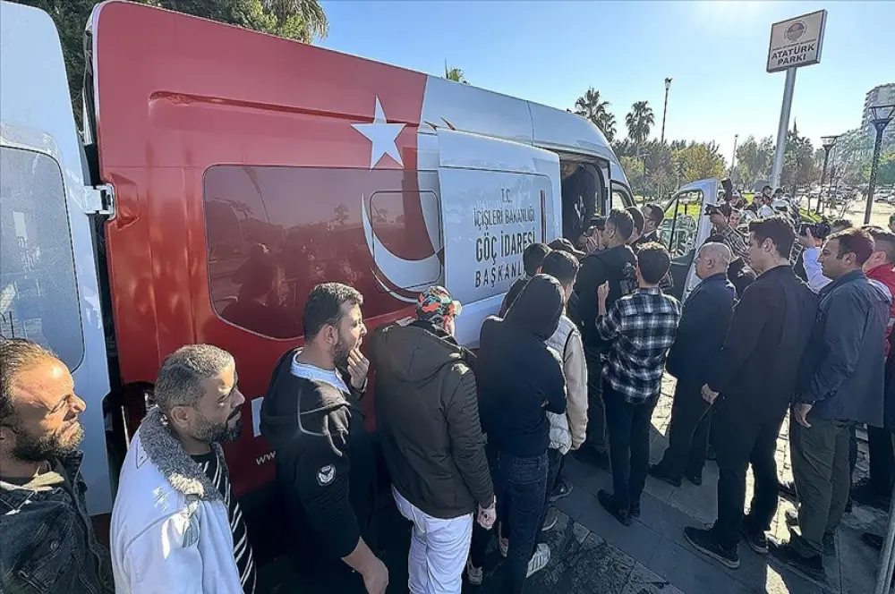 Mobil Göç Noktası araçları Gaziantep'te hizmete başladı Mobil Göç Noktası araçları Gaziantep'te hizmete başladı