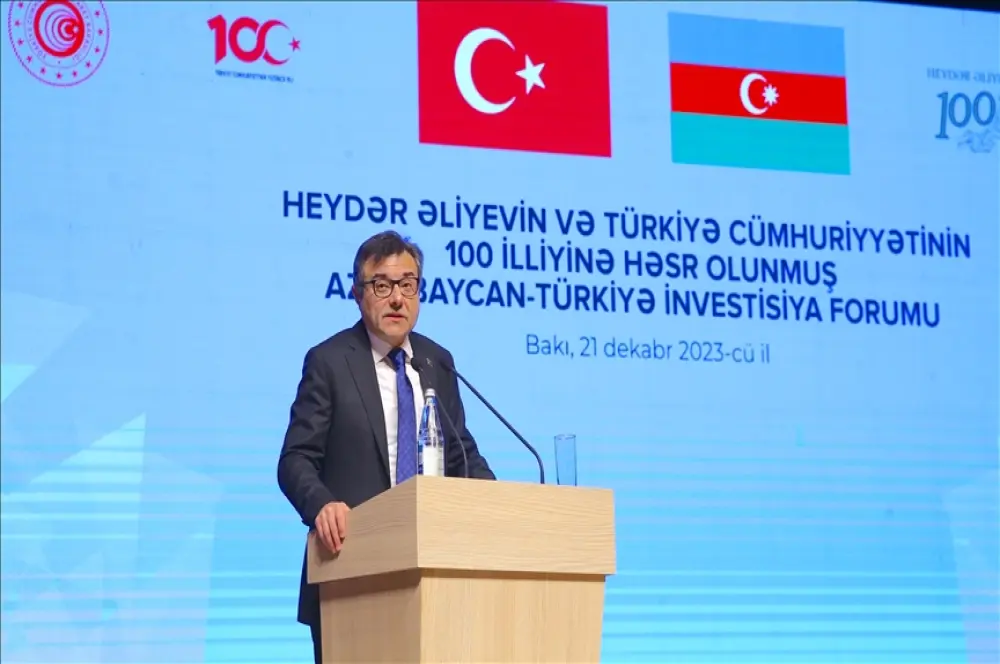 Bakü'de Azerbaycan-Türkiye Yatırım Forumu yapıldı Bakü'de Azerbaycan-Türkiye Yatırım Forumu yapıldı