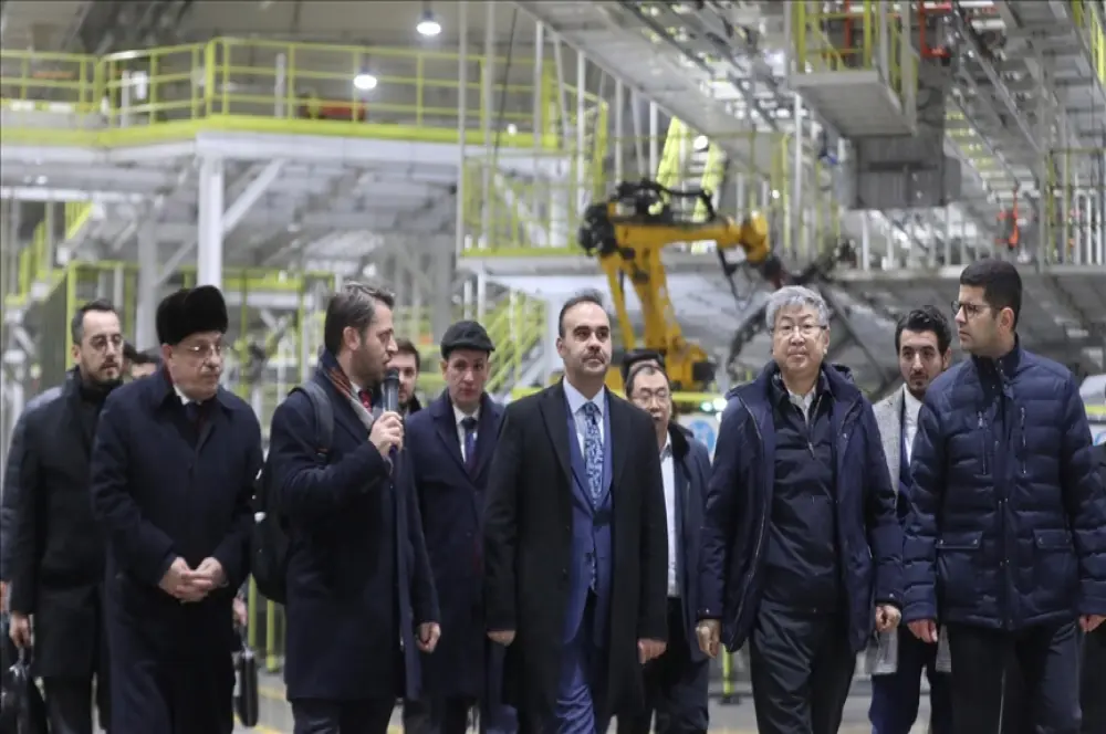 Bakan Kacır'dan, Çin'in en büyük otomotiv ihracatçısına yatırım daveti Bakan Kacır'dan, Çin'in en büyük otomotiv ihracatçısına yatırım daveti