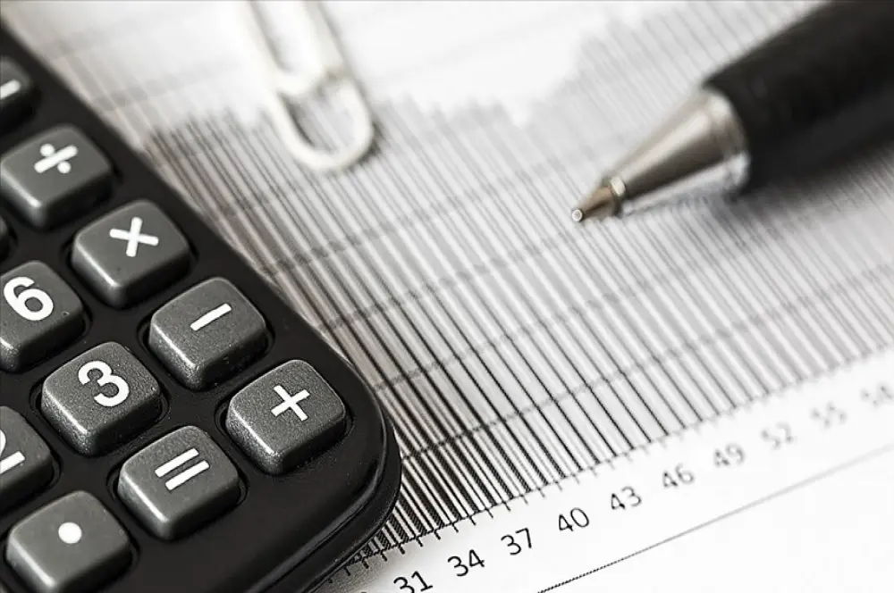 En yüksek kazanç finans ve sigorta sektöründe En yüksek kazanç finans ve sigorta sektöründe