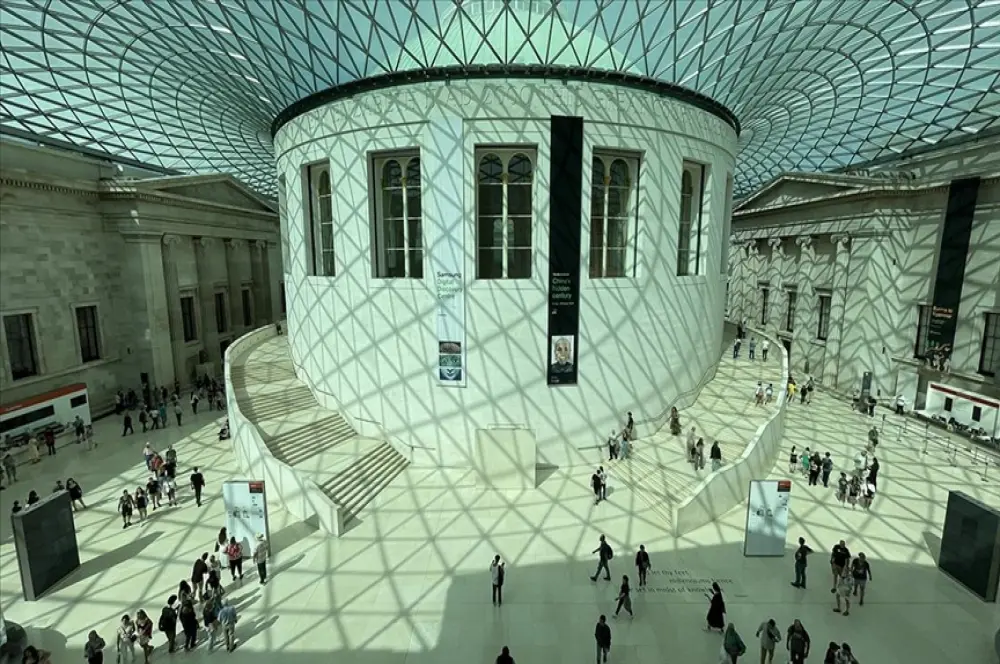 Londra müzelerindeki 1700'e yakın eserin akıbeti bilinmiyor Londra müzelerindeki 1700'e yakın eserin akıbeti bilinmiyor