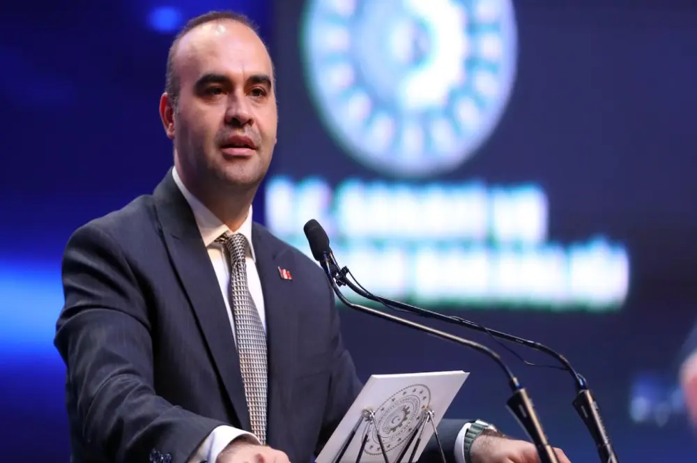 KKTC'de "Sanayi Yatırımlarının Kolaylaştırılması Hakkındaki Anlaşma"sı imzalandı KKTC'de "Sanayi Yatırımlarının Kolaylaştırılması Hakkındaki Anlaşma"sı imzalandı