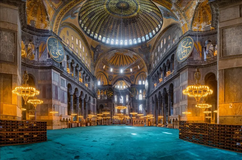 Ayasofya'da yeni düzenleme 15 Ocak'ta başlıyor Ayasofya'da yeni düzenleme 15 Ocak'ta başlıyor