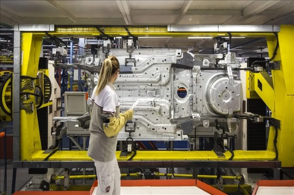 Otomotiv yan sanayi ihracatı 14 milyar dolarla rekor kırdı Otomotiv yan sanayi ihracatı 14 milyar dolarla rekor kırdı