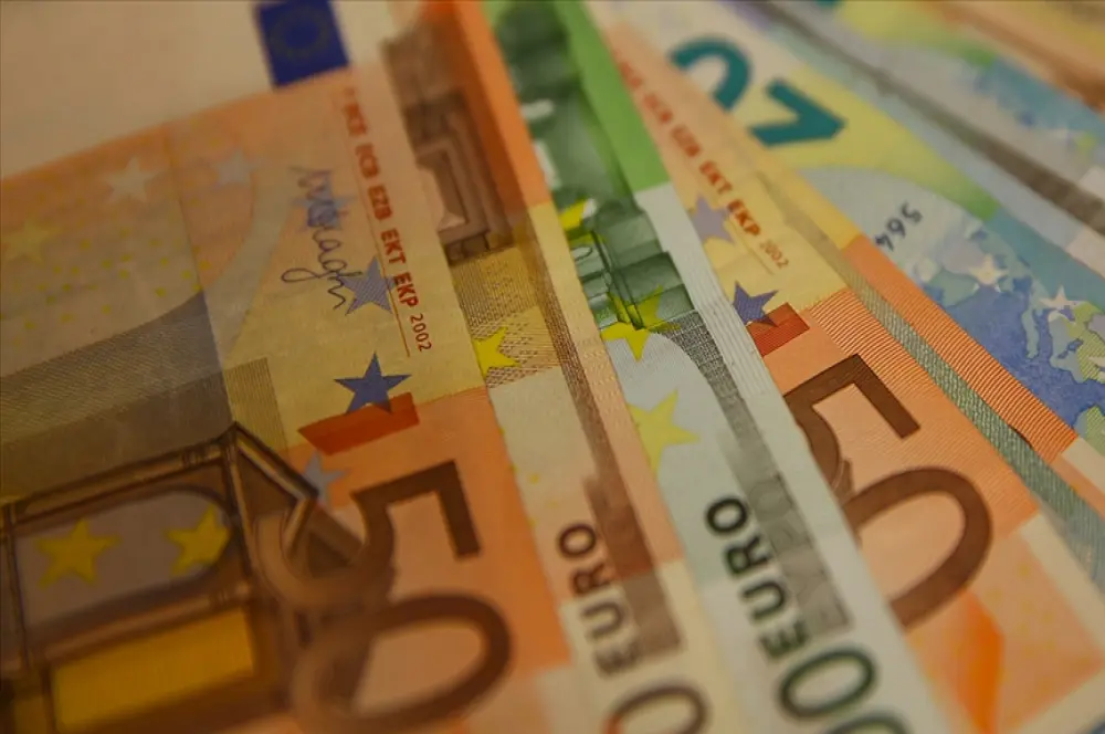 Euro Bölgesi'nde kamu borcunun GSYH'ye oranı yüzde 89,9 oldu Euro Bölgesi'nde kamu borcunun GSYH'ye oranı yüzde 89,9 oldu