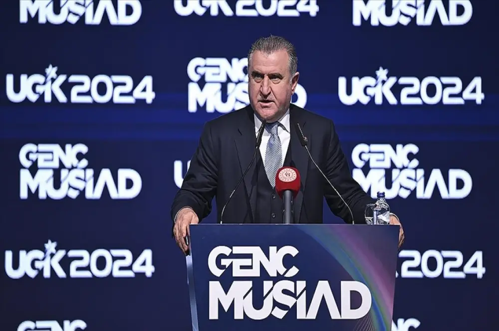 Bakan Osman Aşkın Bak: Güçlü bir Türkiye geliyor Bakan Osman Aşkın Bak: Güçlü bir Türkiye geliyor