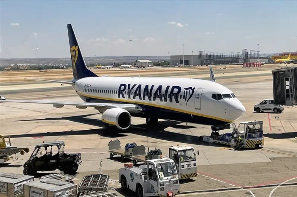Ryanair, İsrail'e uçuşlarını iptal etme kararı aldı Ryanair, İsrail'e uçuşlarını iptal etme kararı aldı