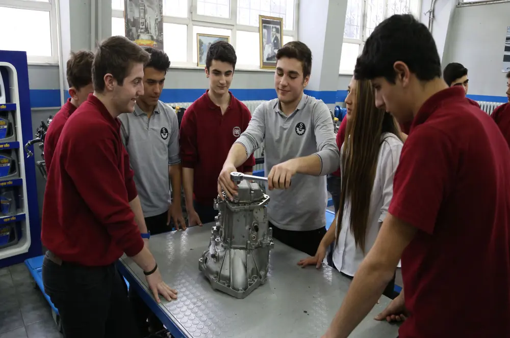 Meslek liselerine istihdam odaklı program Meslek liselerine istihdam odaklı program
