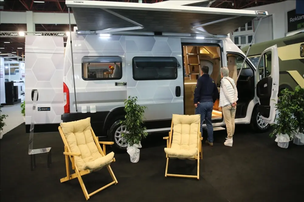Kamp, karavan, outdoor sektör temsilcileri Antalya'da bir araya geldi Kamp, karavan, outdoor sektör temsilcileri Antalya'da bir araya geldi