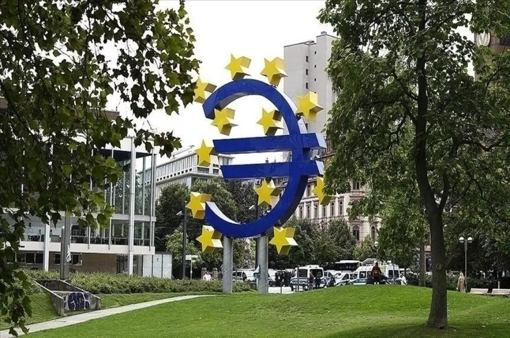 Euro Bölgesi'nde yıllık enflasyon şubatta yüzde 2.6 oldu Euro Bölgesi'nde yıllık enflasyon şubatta yüzde 2.6 oldu