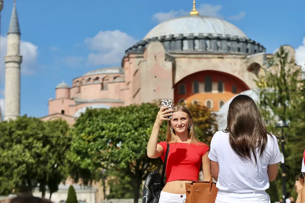 Bu yıl Almanya bazında 7 milyon turist sayısını geçmeyi umuyoruz Bu yıl Almanya bazında 7 milyon turist sayısını geçmeyi umuyoruz