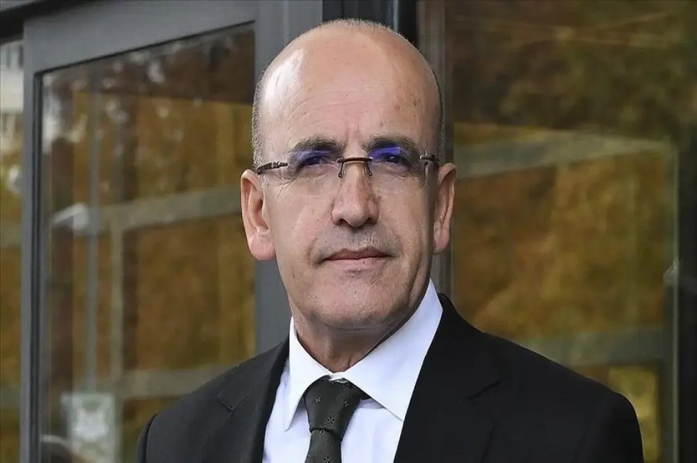 Bakan Şimşek'ten Merkez Bankasının "ilave sıkılaşma adımı"na destek Bakan Şimşek'ten Merkez Bankasının "ilave sıkılaşma adımı"na destek