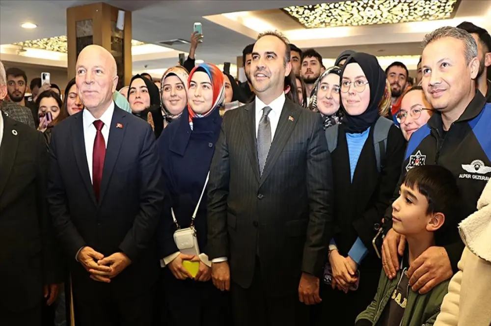 Bakan Kacır: Türkiye uzayın tüm alanlarında iddia sahibi bir ülke olacak Bakan Kacır: Türkiye uzayın tüm alanlarında iddia sahibi bir ülke olacak