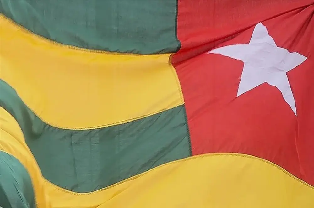 Togo'da cumhurbaşkanı artık parlamento tarafından seçilecek Togo'da cumhurbaşkanı artık parlamento tarafından seçilecek