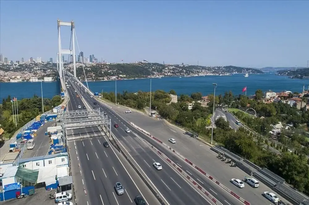 Köprü ve otoyollar bayram tatili sonuna kadar ücretsiz olacak Köprü ve otoyollar bayram tatili sonuna kadar ücretsiz olacak