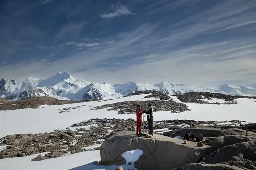 Antarktika'da Türk Bilimsel Araştırma Kampı için yeni ölçüm istasyonları kuruldu