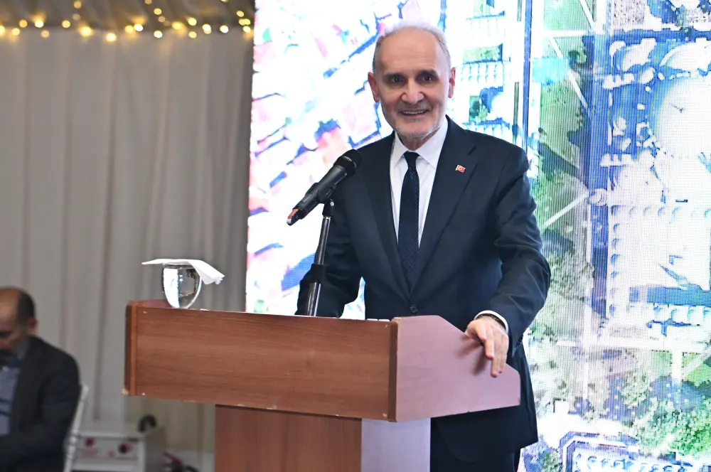 Avdagiç’ten girişimcilere çağrı: Ülkemizde kalıp katma değer yaratın Avdagiç’ten girişimcilere çağrı: Ülkemizde kalıp katma değer yaratın