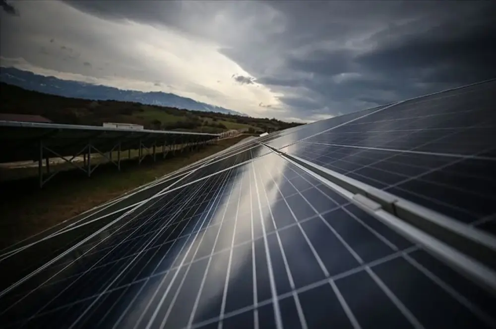 Türkiye'de yenilenebilir enerjiden elektrik üretim rekoru kırıldı Türkiye'de yenilenebilir enerjiden elektrik üretim rekoru kırıldı