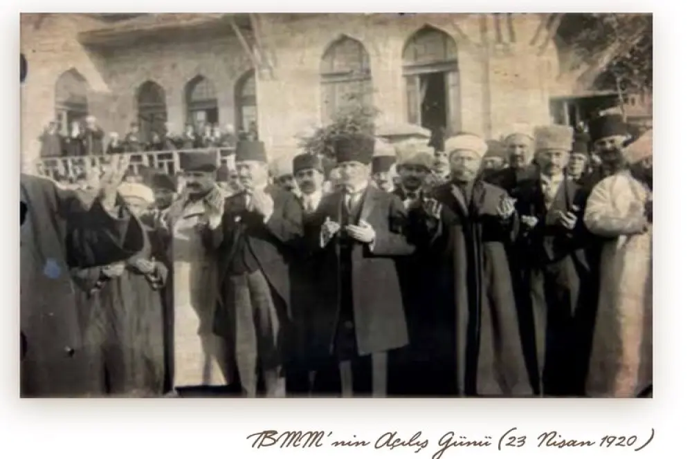 TBMM'nin açılışı, kurtuluş mücadelesinin en önemli safhalarından biri oldu TBMM'nin açılışı, kurtuluş mücadelesinin en önemli safhalarından biri oldu