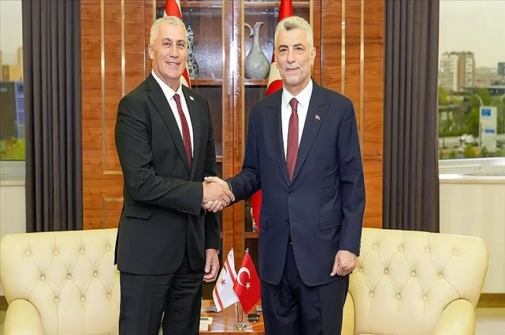 Ticaret Bakanı Bolat, KKTC Ekonomi ve Enerji Bakanı Amcaoğlu ile görüştü Ticaret Bakanı Bolat, KKTC Ekonomi ve Enerji Bakanı Amcaoğlu ile görüştü