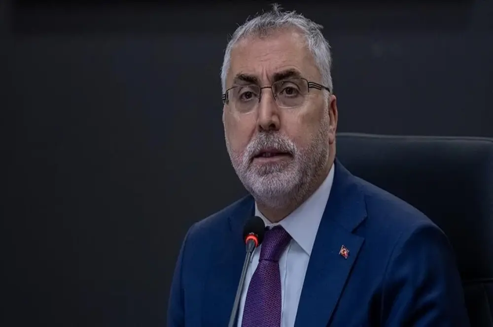 Bakan Işıkhan: Mevzuata uymayanlara en ağır yaptırımları uygulayacağız Bakan Işıkhan: Mevzuata uymayanlara en ağır yaptırımları uygulayacağız