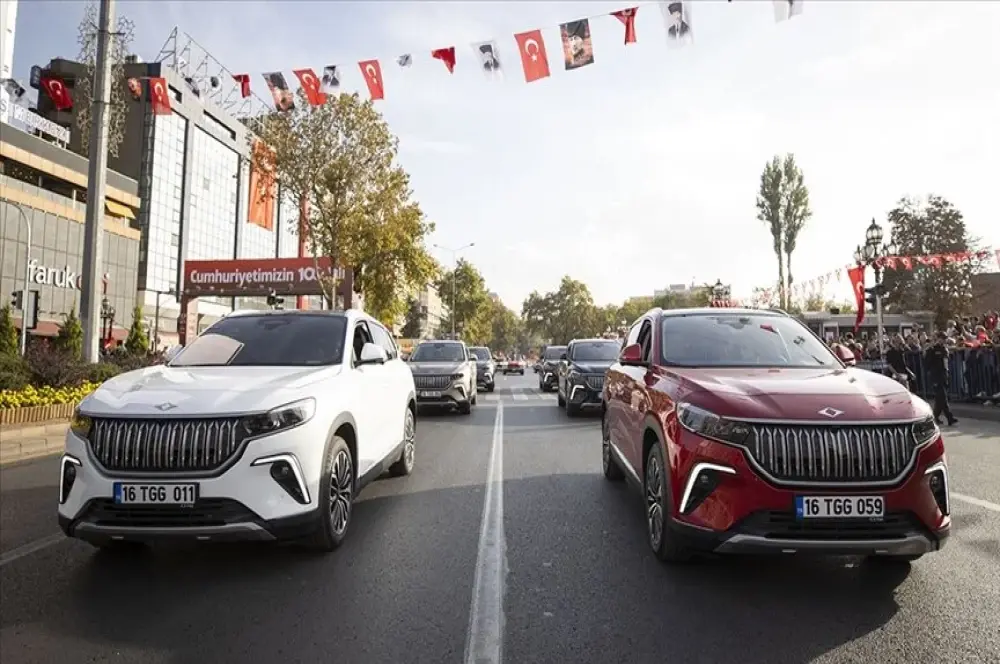 Türkiye'de elektrikli araç satışları 2023'te 8 kattan fazla arttı Türkiye'de elektrikli araç satışları 2023'te 8 kattan fazla arttı