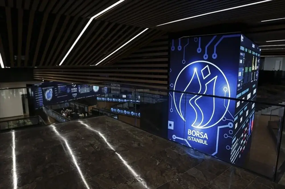 BIST 100 endeksi, 10.000 puanı aşarak rekor kırdı BIST 100 endeksi, 10.000 puanı aşarak rekor kırdı