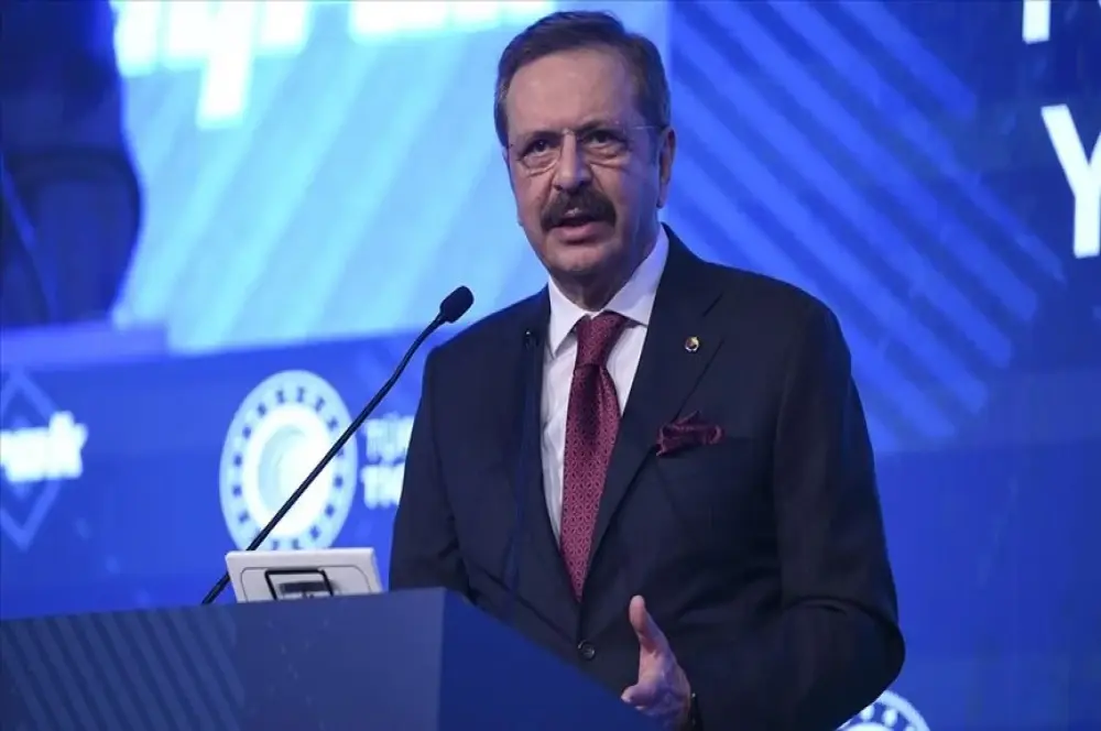 TOBB Başkanı Hisarcıklıoğlu: Bütün dünya pazarlarına Türk mallarıyla giriyoruz TOBB Başkanı Hisarcıklıoğlu: Bütün dünya pazarlarına Türk mallarıyla giriyoruz