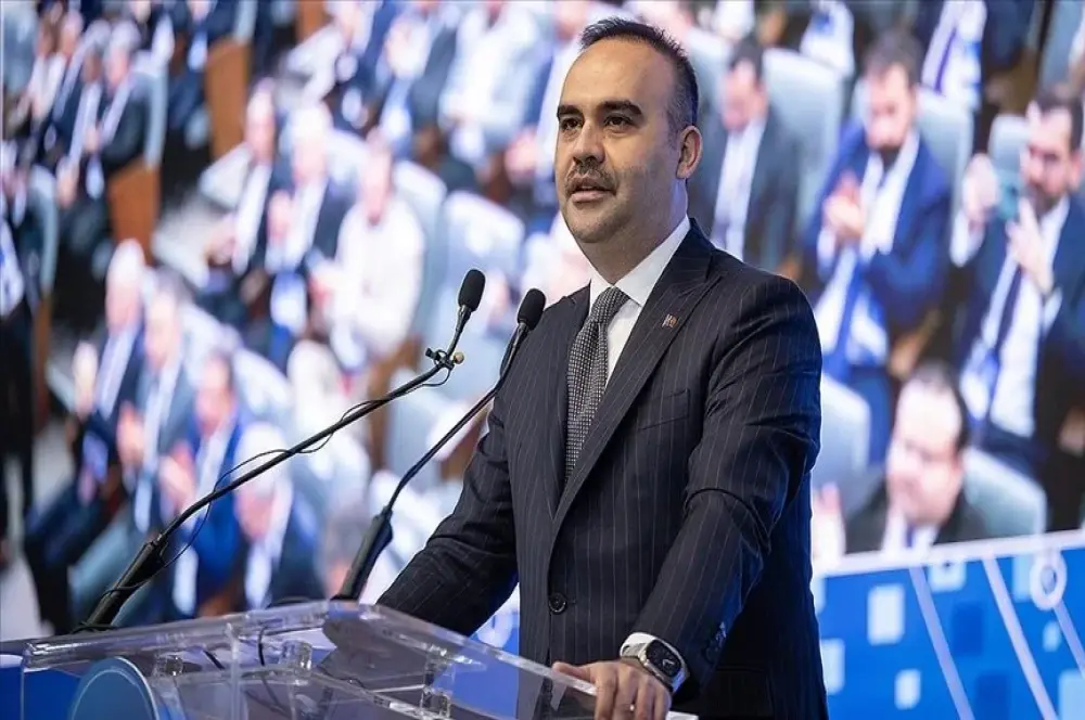 Bakan Kacır, KOBİ'lere 20 milyon liralık yeni finansman verileceğini duyurdu Bakan Kacır, KOBİ'lere 20 milyon liralık yeni finansman verileceğini duyurdu
