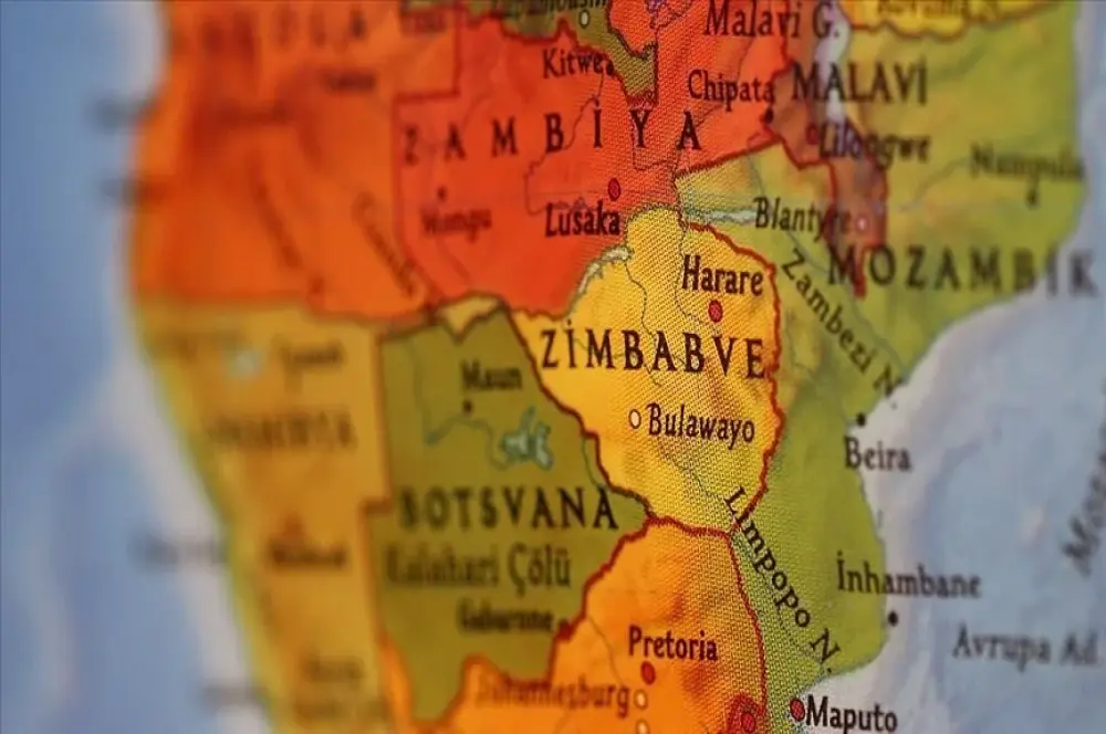 Zimbabve'de yeni para birimi tedavüle girdi Zimbabve'de yeni para birimi tedavüle girdi