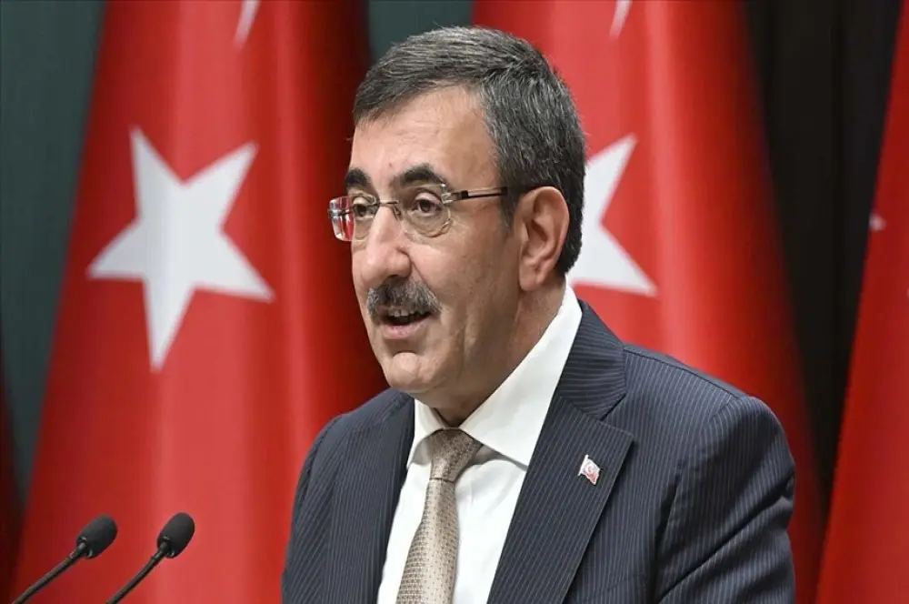 Cumhurbaşkanı Yardımcısı Yılmaz: Enflasyonla mücadele topyekun mücadeledir Cumhurbaşkanı Yardımcısı Yılmaz: Enflasyonla mücadele topyekun mücadeledir