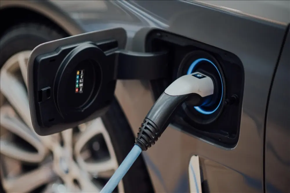 Almanya geçen yıl yaklaşık 800 bin adet elektrikli otomobil ihraç etti Almanya geçen yıl yaklaşık 800 bin adet elektrikli otomobil ihraç etti