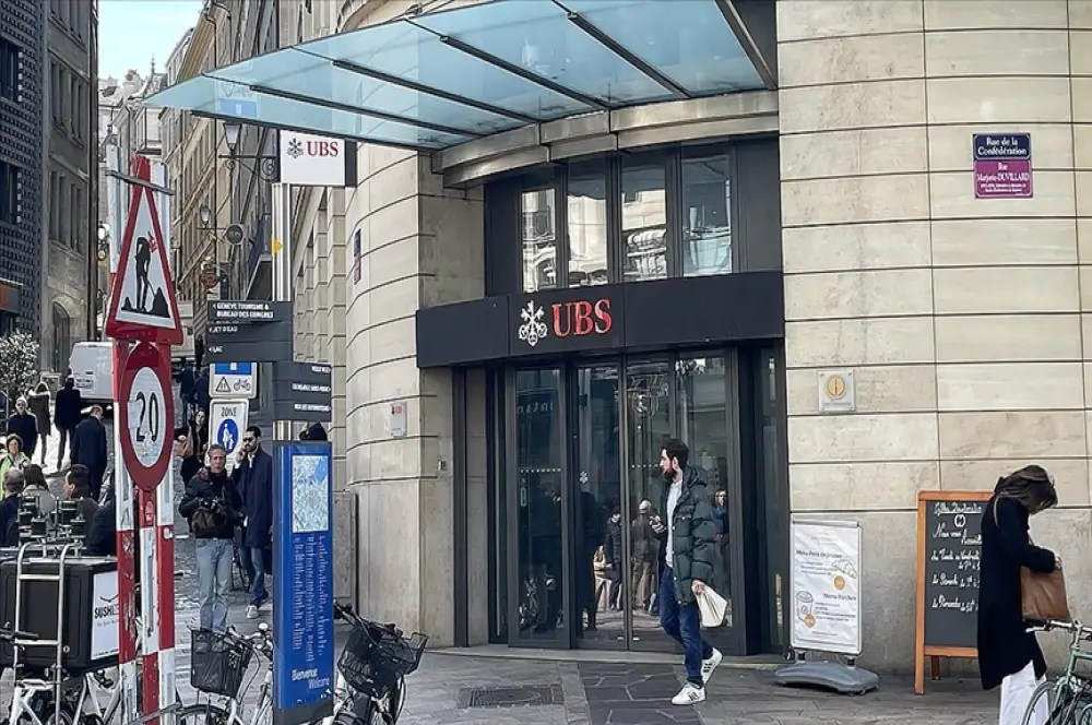 UBS, ilk çeyrekte 1,8 milyar dolar net kar açıkladı UBS, ilk çeyrekte 1,8 milyar dolar net kar açıkladı