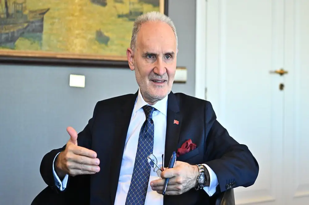 "Yeni ekonomi programını yeni bir kalkınma hikayesine dönüştürmeliyiz" "Yeni ekonomi programını yeni bir kalkınma hikayesine dönüştürmeliyiz"
