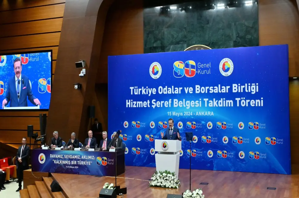 TOBB Başkanı Hisarcıklıoğlu: Kamuda tasarruf paketini olumlu karşılıyoruz TOBB Başkanı Hisarcıklıoğlu: Kamuda tasarruf paketini olumlu karşılıyoruz
