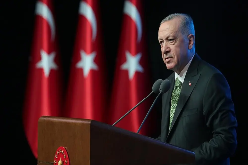 Ülkemizin büyüme mücadelesini 19 Mayıs'ın ruhuna sahip çıkarak sürdürebiliriz Ülkemizin büyüme mücadelesini 19 Mayıs'ın ruhuna sahip çıkarak sürdürebiliriz