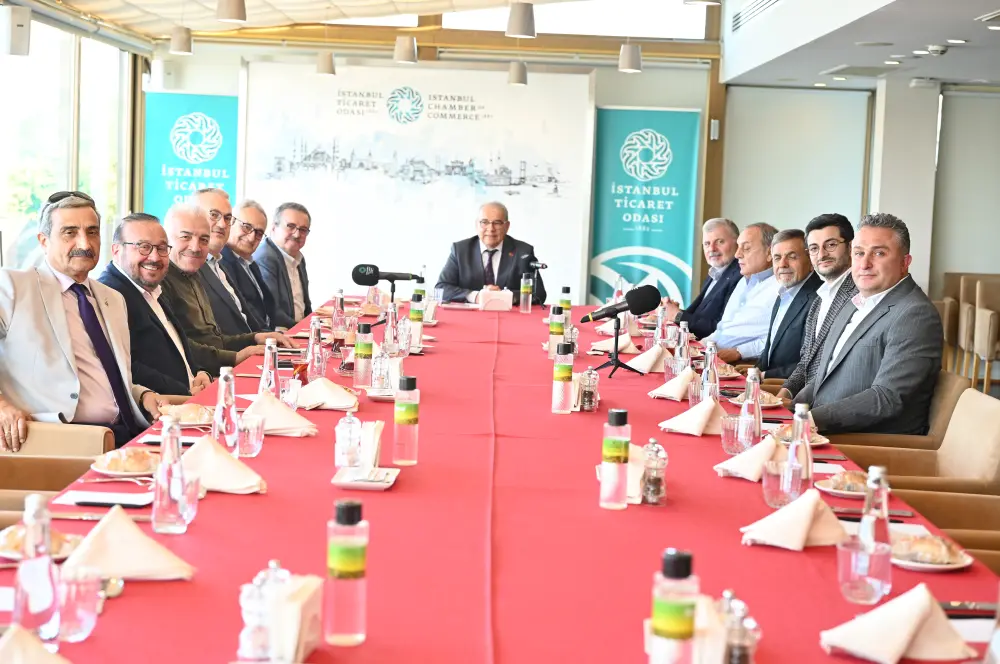 Meslek lisesi mezunları meslekte uzun kalmıyorlar Meslek lisesi mezunları meslekte uzun kalmıyorlar