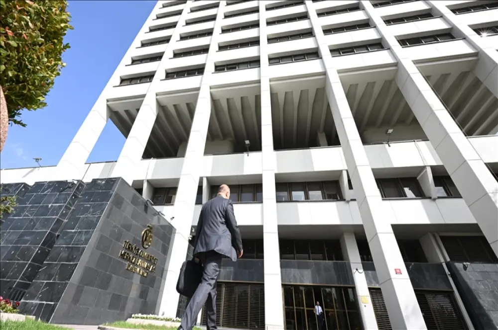 TCMB ihracat bedellerinin satış yükümlülüğünü yüzde 30'a düşürdü TCMB ihracat bedellerinin satış yükümlülüğünü yüzde 30'a düşürdü