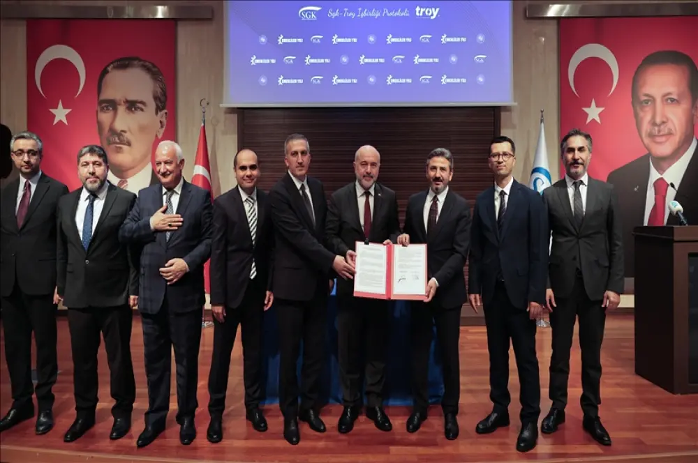 SGK ile BKM arasında TROY kart için işbirliği protokolü imzalandı SGK ile BKM arasında TROY kart için işbirliği protokolü imzalandı
