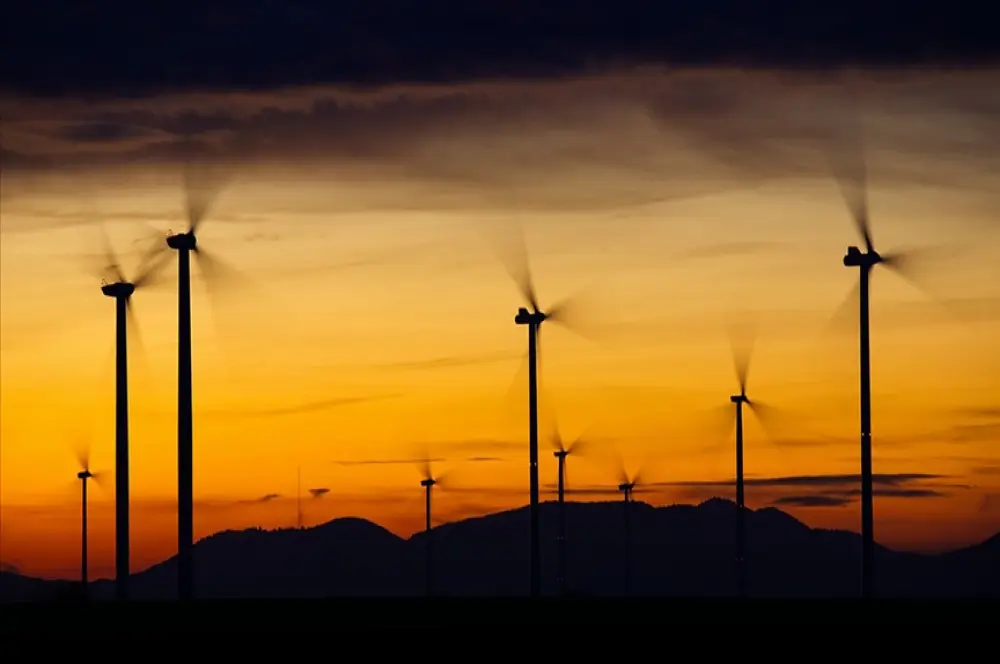 Depolamalı rüzgar enerjisine 10 yılda 19 milyar Euro yatırım bekleniyor Depolamalı rüzgar enerjisine 10 yılda 19 milyar Euro yatırım bekleniyor