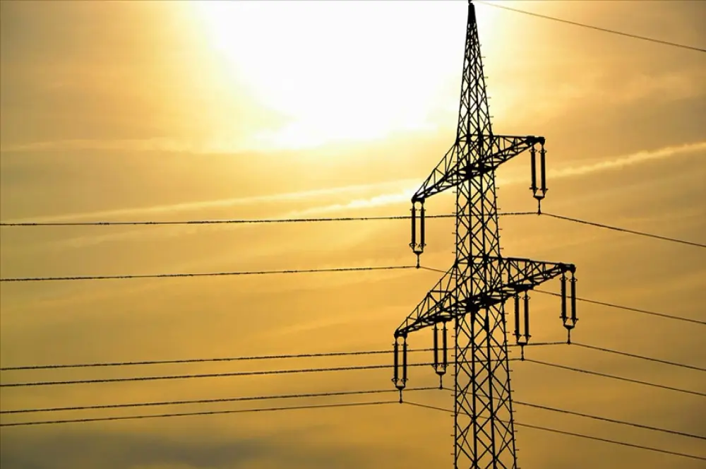 Aşırı sıcaklar elektrik tüketimini haziranda yüzde 15 artırdı Aşırı sıcaklar elektrik tüketimini haziranda yüzde 15 artırdı