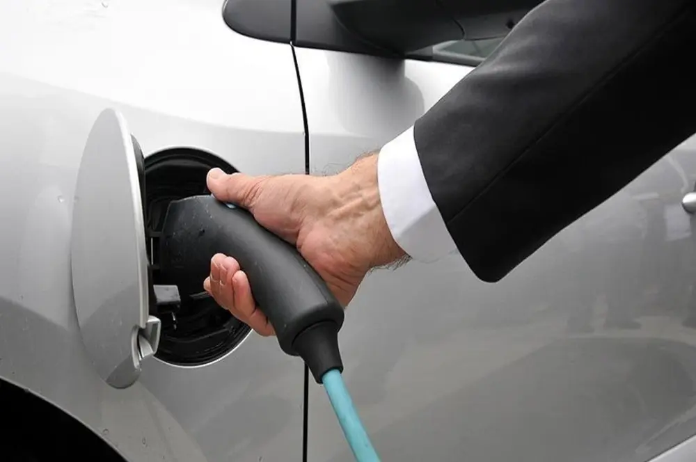 Almanya elektrikli kamyonlar için hızlı şarj ağı kuracak Almanya elektrikli kamyonlar için hızlı şarj ağı kuracak