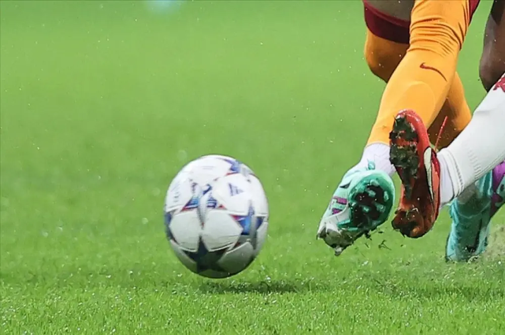 Önde gelen futbol kulüpleri yılın ilk yarısında yatırımcısını sevindiremedi Önde gelen futbol kulüpleri yılın ilk yarısında yatırımcısını sevindiremedi