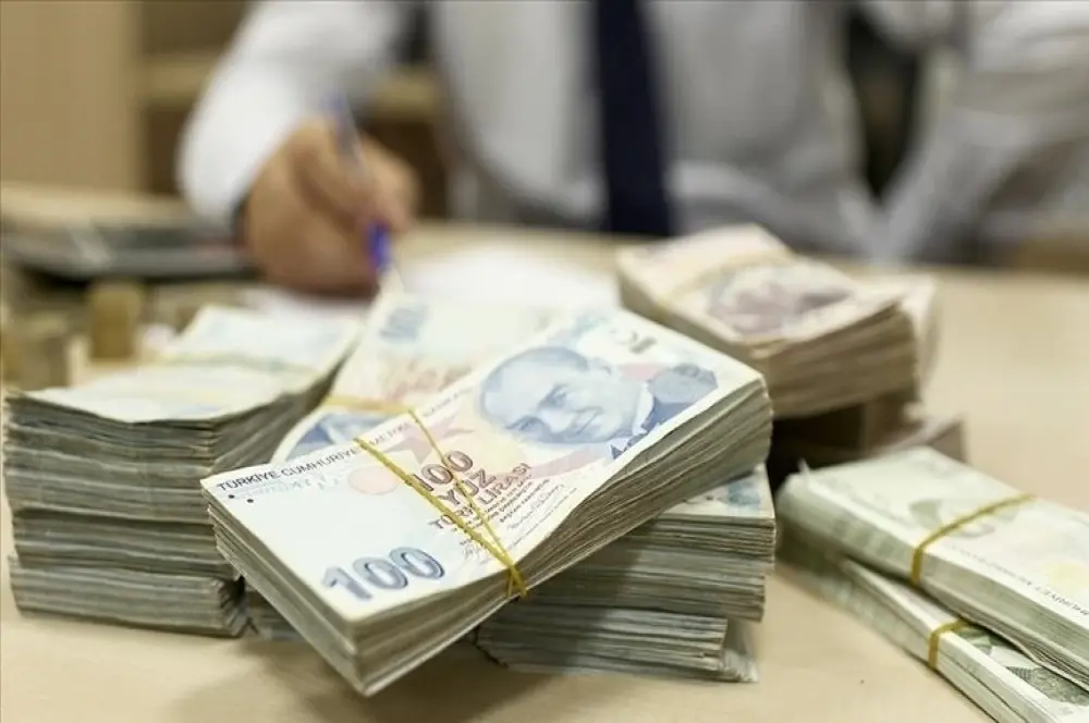 Bankacılık kredi hacmi 13.8 trilyon liraya yükseldi Bankacılık kredi hacmi 13.8 trilyon liraya yükseldi